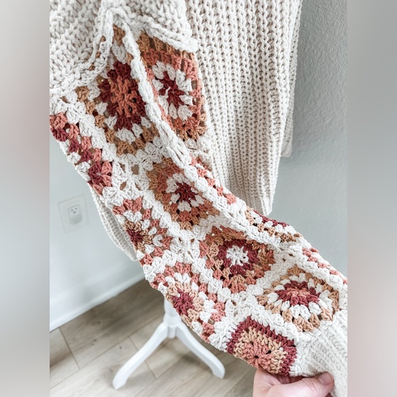 POL Sweater Chenille Crochet Small - Picture 6 of 13